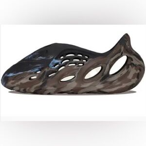 Yeezy Foam Runner Cinder